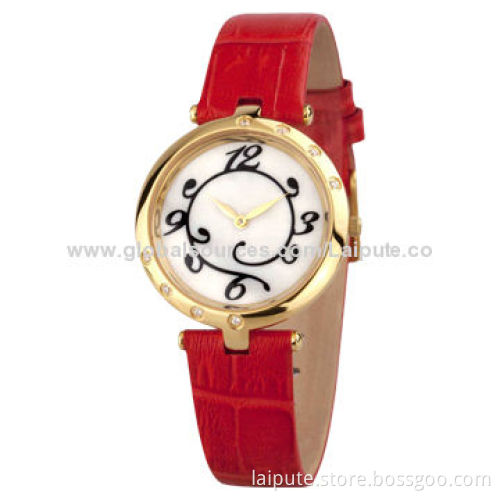 2014 Fashionable Japan Movement Ladies' Watch with Alloy Case and Leather BandNew